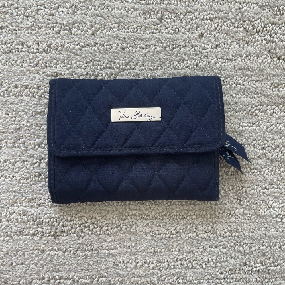 Vera Bradley Wallet Navy Blue Quilted Summer Fall Coquette Minimalist Core